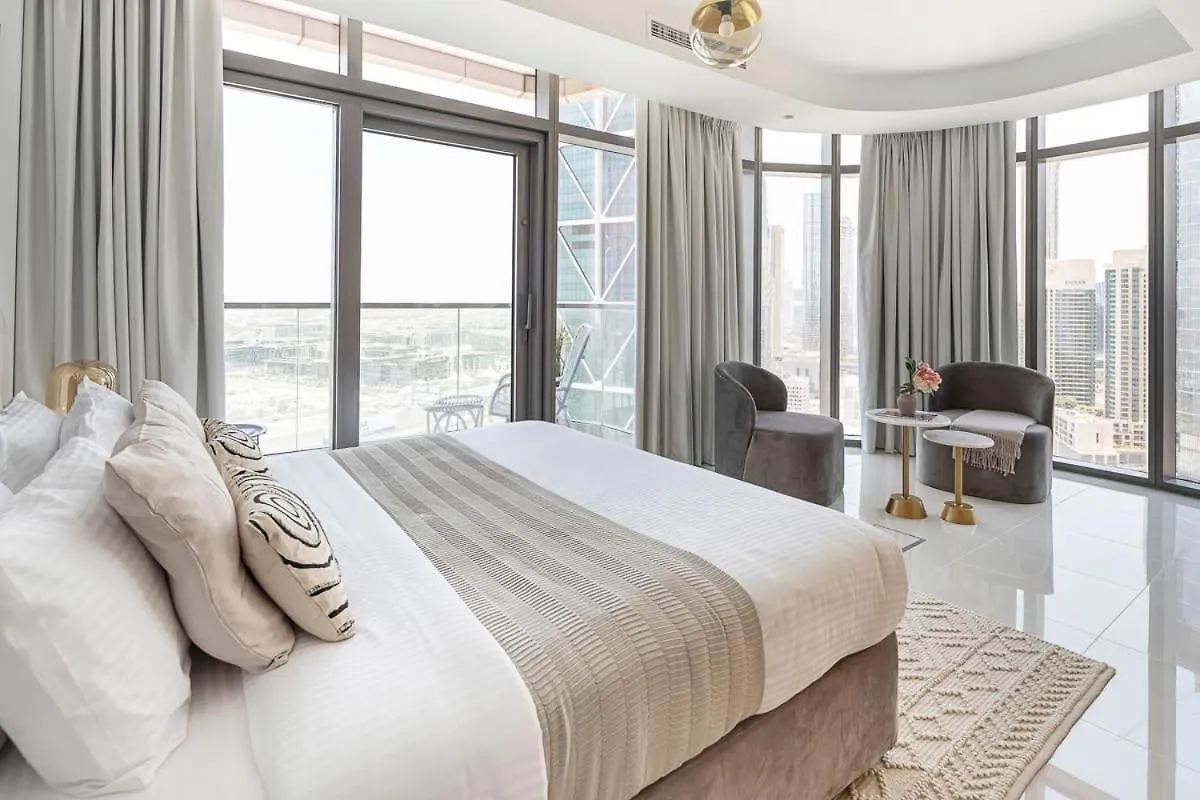 Frank Porter - Paramount Midtown Apartment Dubai