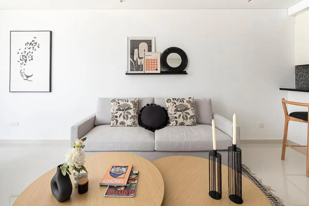 Frank Porter - Paramount Midtown Apartment Dubai